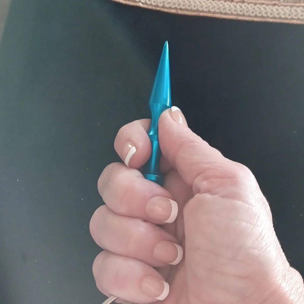 Safety striker bolt keychain BLUE - Picture 2 of 3